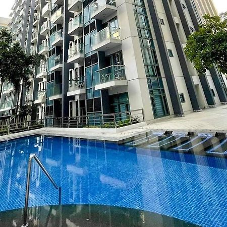Lovely Unit With Free Wi-Fi & Netflix I Across Naia T3 Airport Manila Luaran gambar