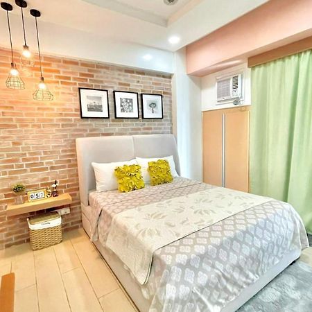 Lovely Unit With Free Wi-Fi & Netflix I Across Naia T3 Airport Manila Luaran gambar