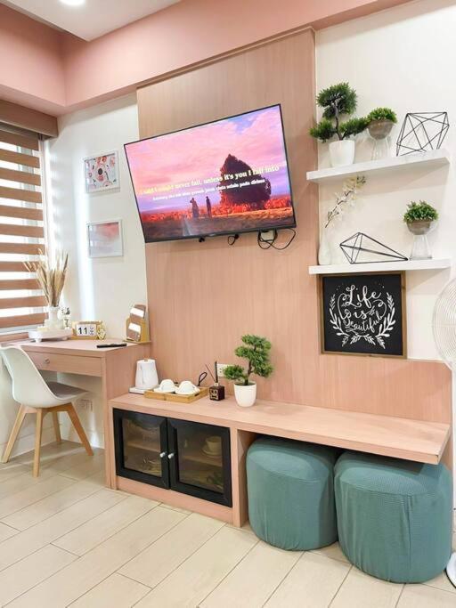 Lovely Unit With Free Wi-Fi & Netflix I Across Naia T3 Airport Manila Luaran gambar
